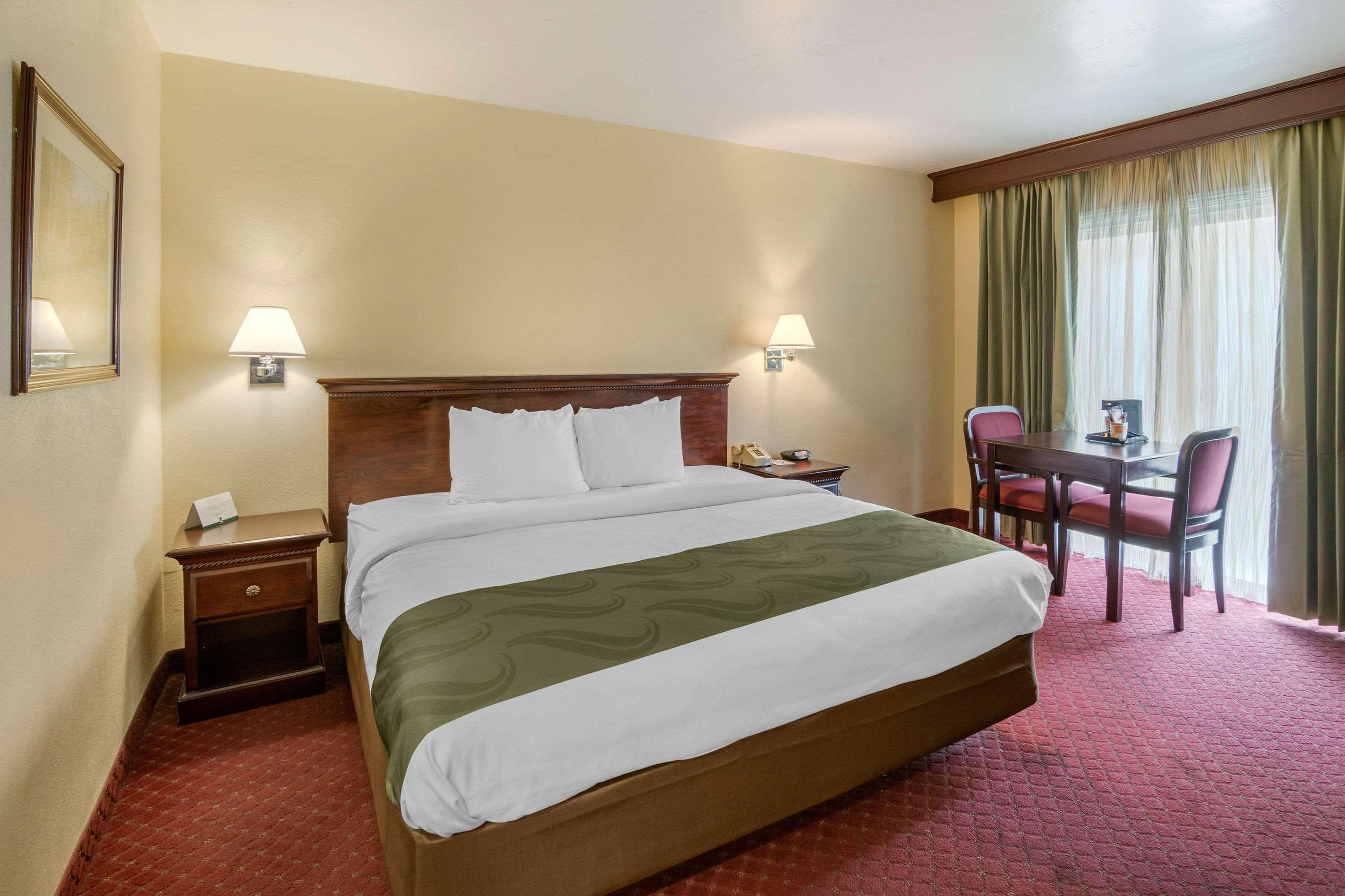 Quality Inn & Suites El Cajon San Diego East Ngoại thất bức ảnh