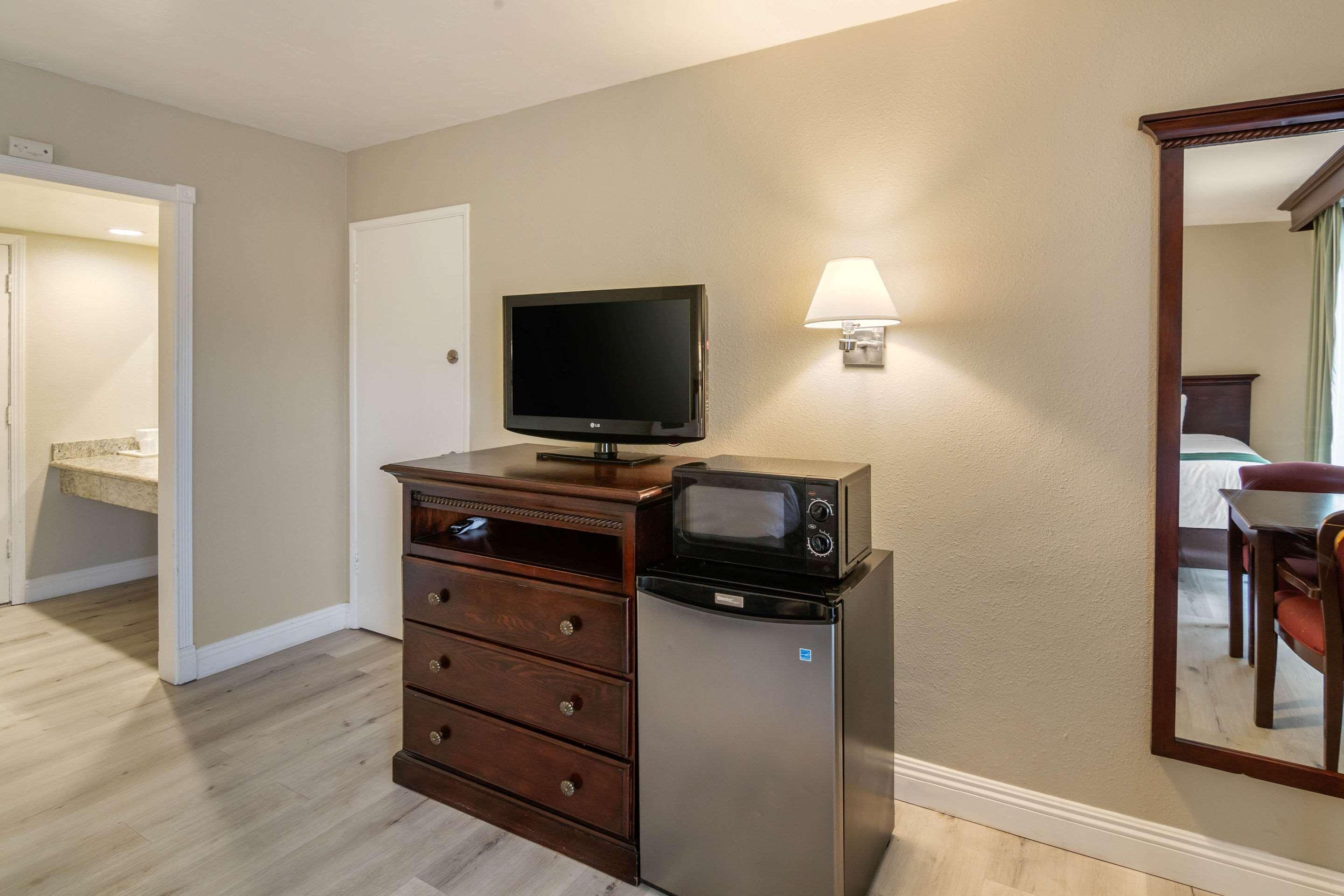 Quality Inn & Suites El Cajon San Diego East Ngoại thất bức ảnh